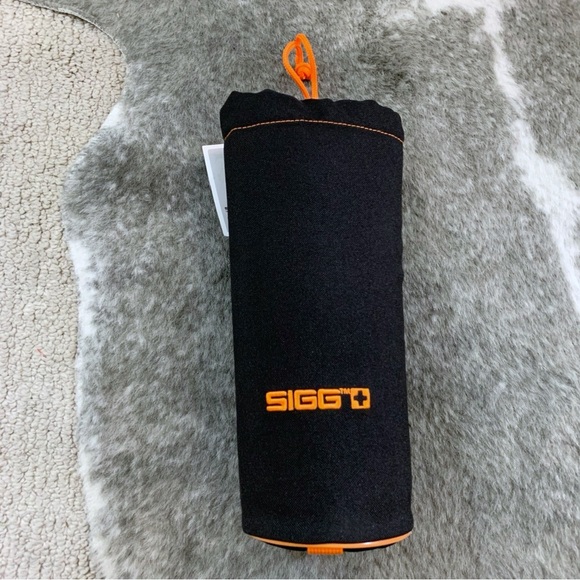 NWT SIGG Insulated Pouch 1.0L - Picture 9 of 12